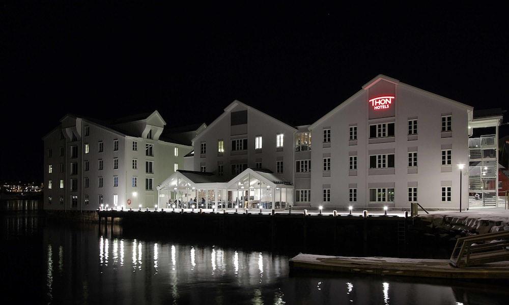 Thon Hotel Kristiansund Exterior foto