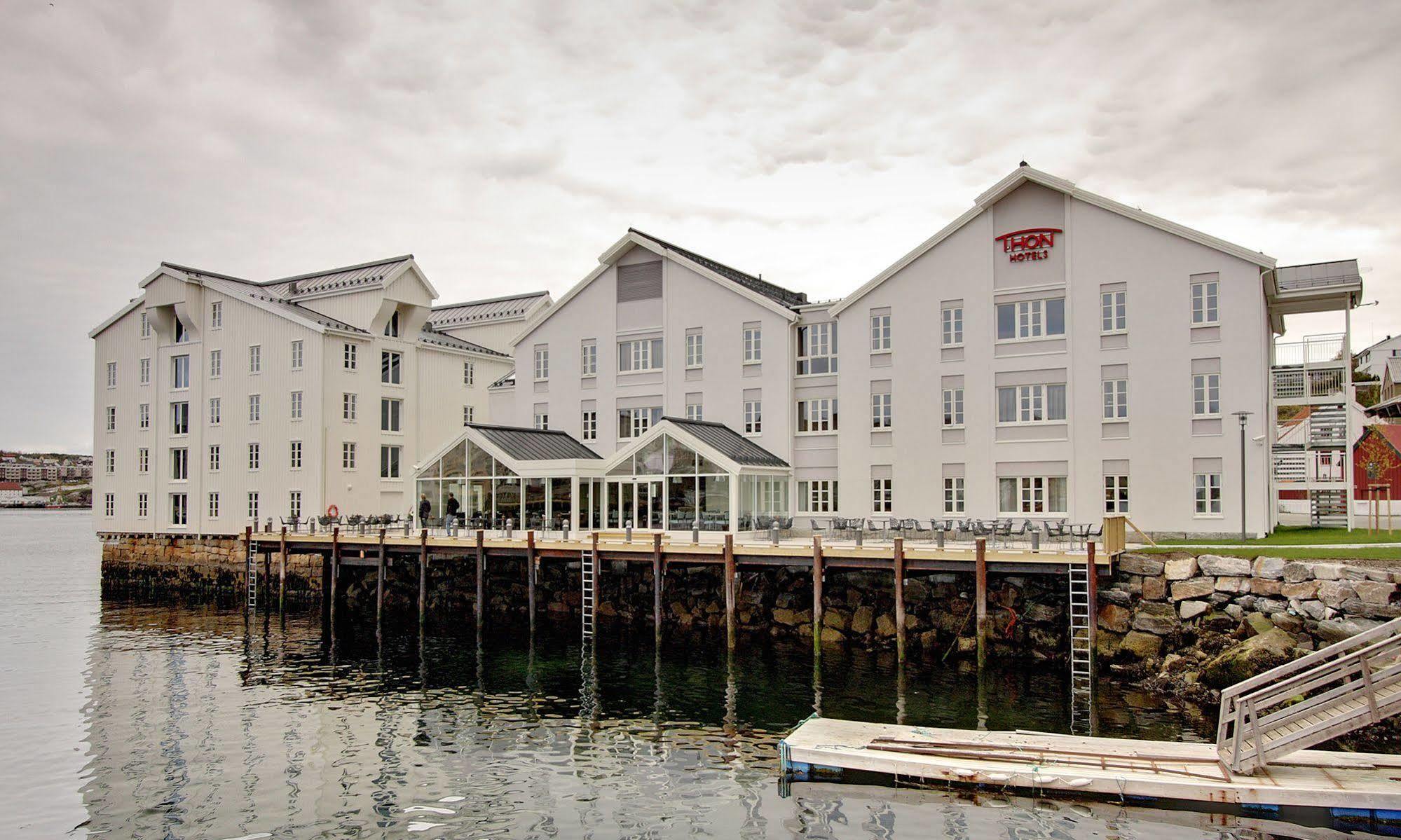 Thon Hotel Kristiansund Exterior foto